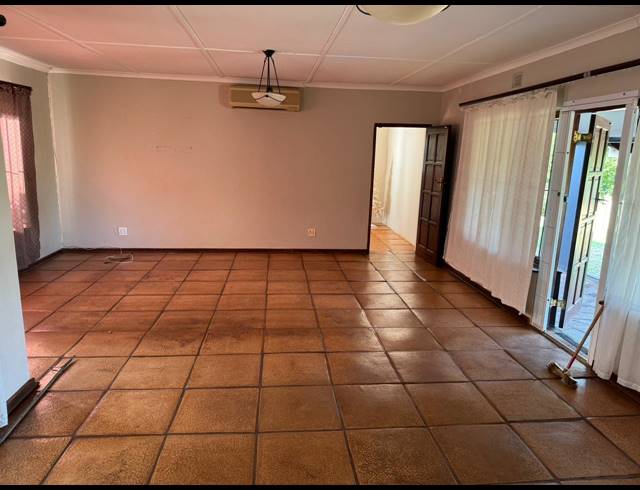 3 BEDROOM FREESTANDING TO LET IN EMPANGENI CENTRAL